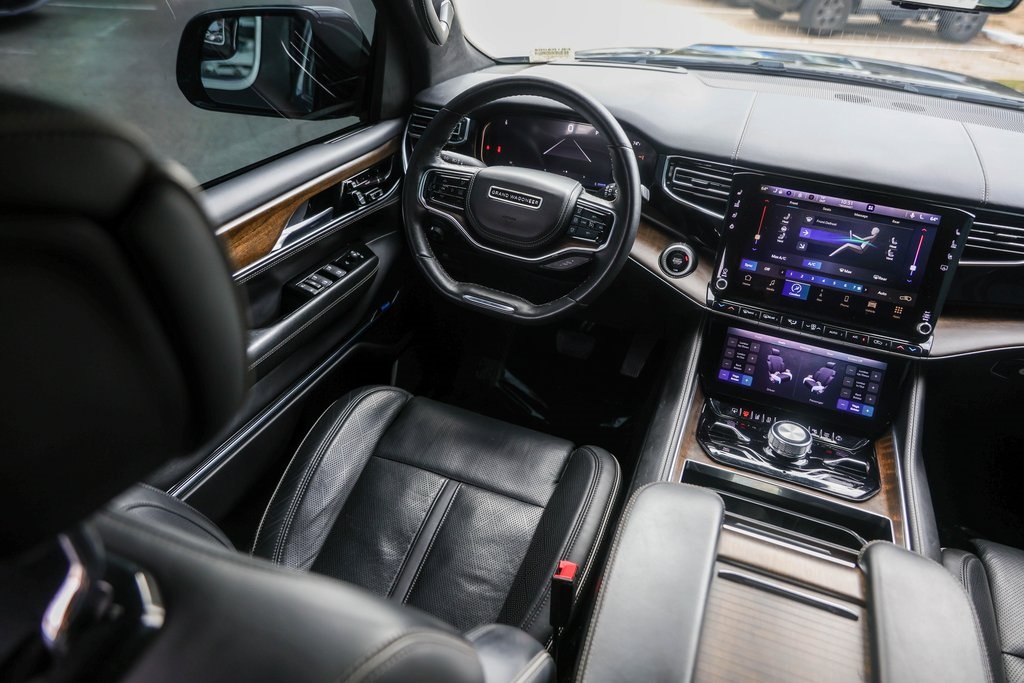 Used Car 2022 Jeep Grand Wagoneer  Series Ii For Sale Under $60,000 In Austin, Texas