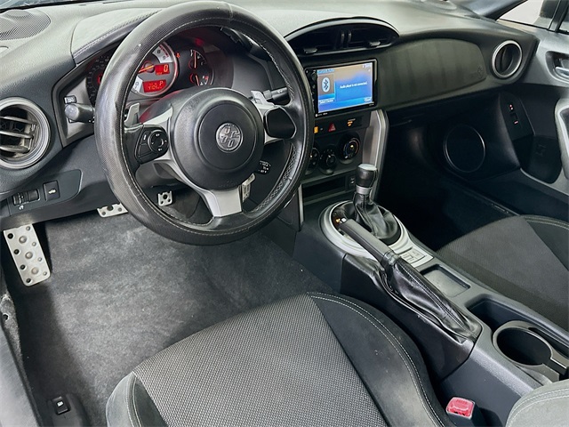 2017 Toyota GR86 Base photo 10