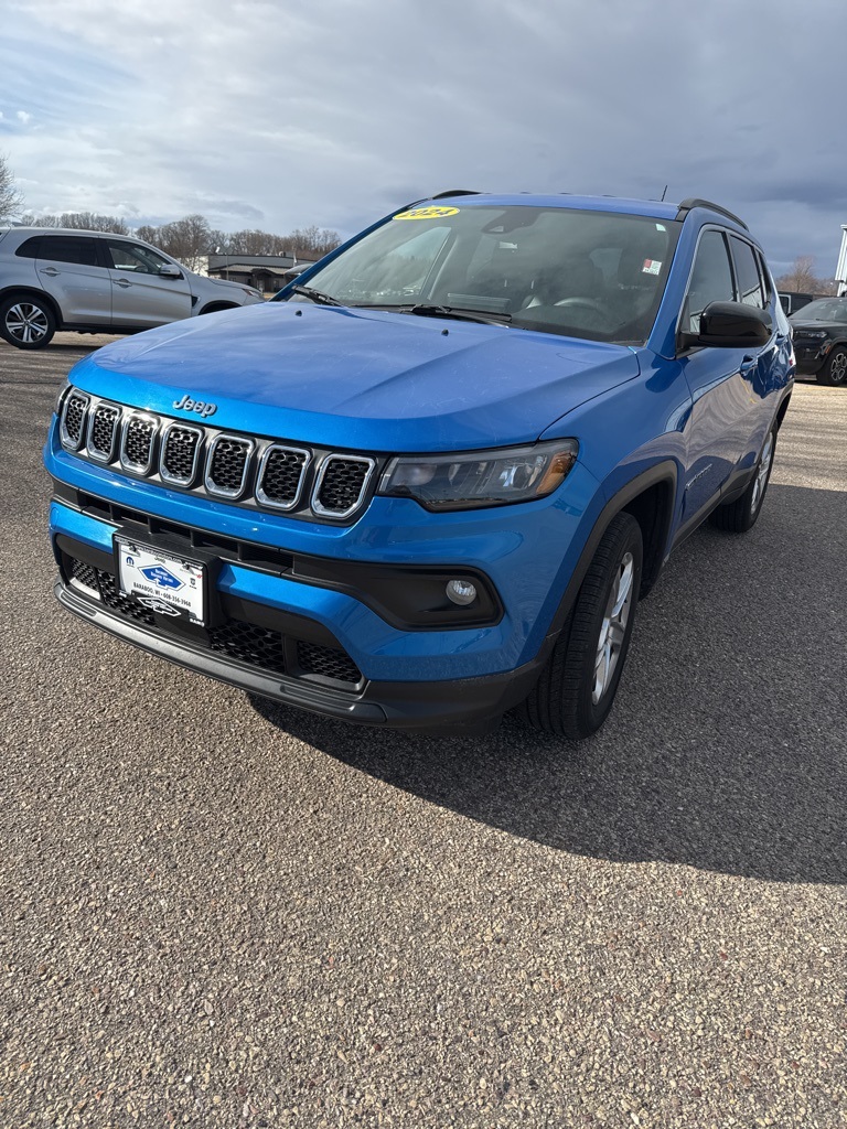 2024 Jeep Compass Latitude 4WD
