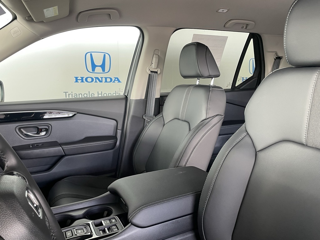 Thumbnail: 2026 Honda Passport - 14