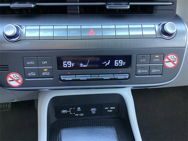 Used Car 2024 Hyundai Kona  Sel For Sale Under $20,000 In San Antonio, Texas