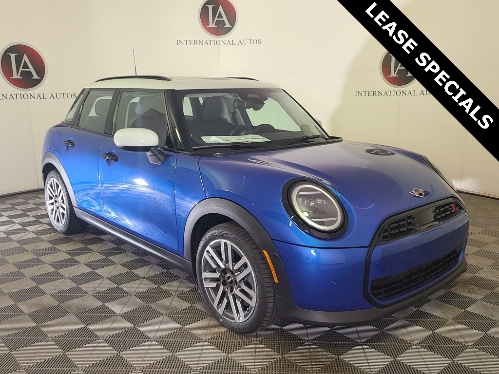 2025 MINI Cooper S Signature Trim 4-door Hatchback
