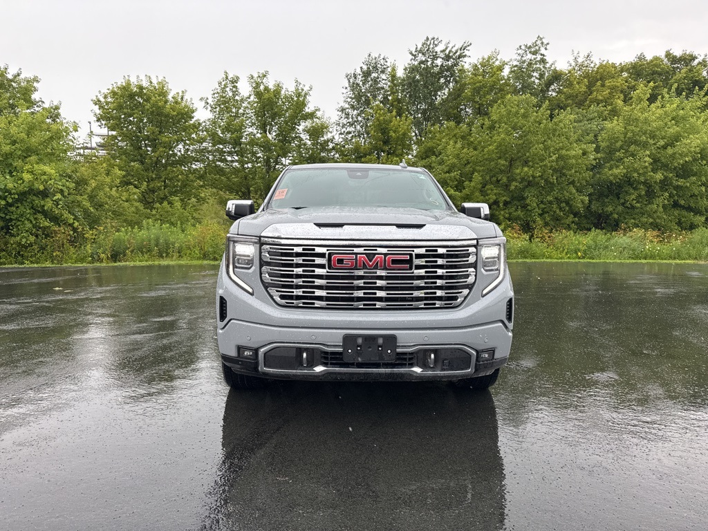 Used 2025 GMC Sierra 1500 Denali with VIN 1GTUUGE85SZ142114 for sale in Zumbrota, Minnesota