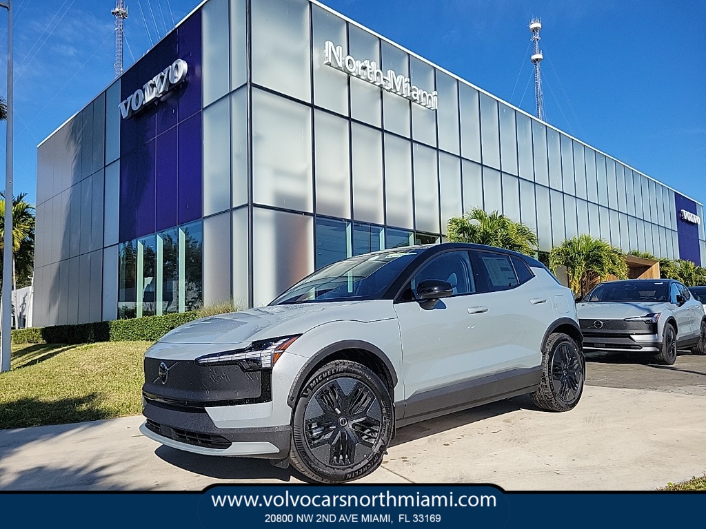 2026 Volvo EX30 Twin Motor Cross Country Ultra