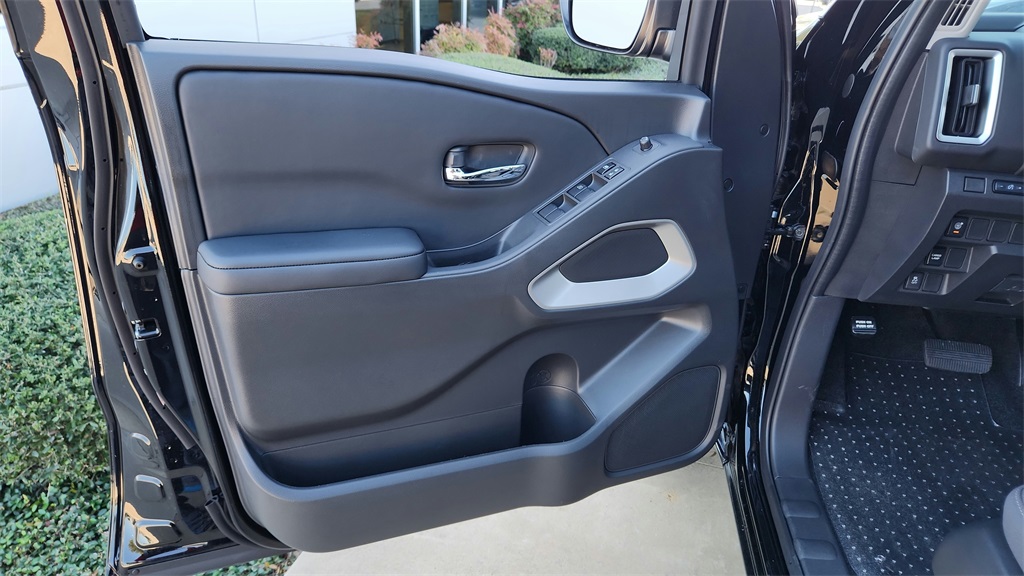 2026 Nissan Frontier