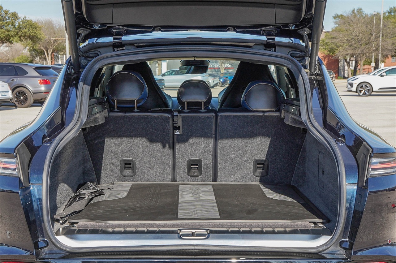 Used Car 2024 Aston Martin Dbx  707 For Sale Under $180,000 In Austin, Texas