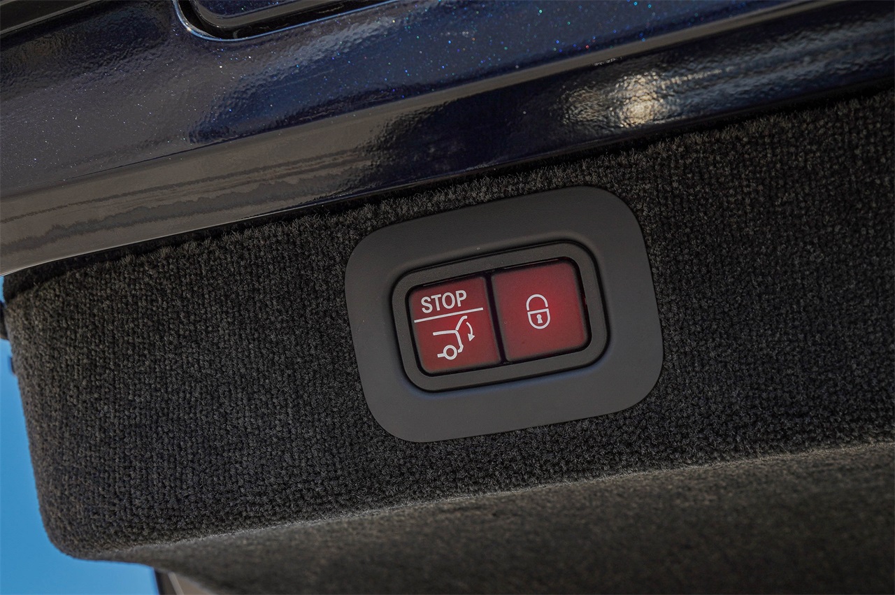 Used Car 2024 Aston Martin Dbx  707 For Sale Under $180,000 In Austin, Texas