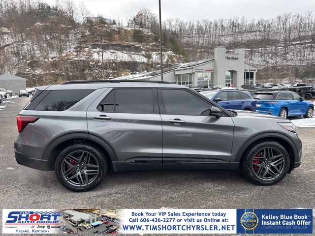 2025 Ford Explorer ST AWD