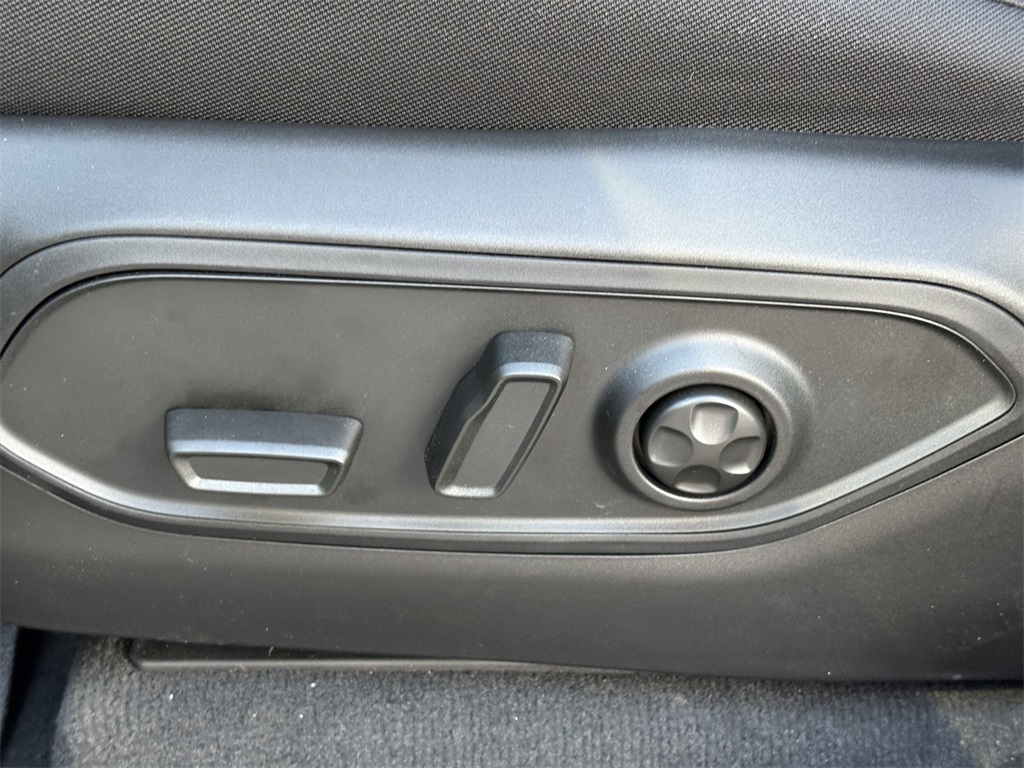 New Car 2025 Jeep Grand Cherokee  Laredo For Sale Under $35,000 In San Marcos, Texas