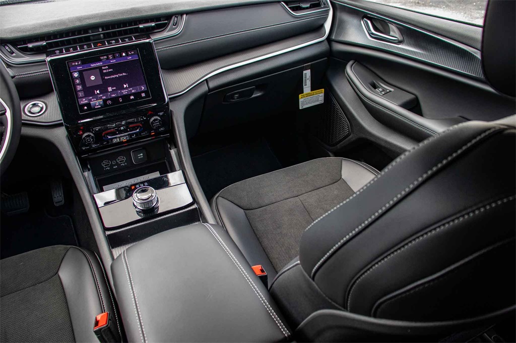 New Car 2025 Jeep Grand Cherokee L  Altitude X For Sale Under $50,000 In San Marcos, Texas