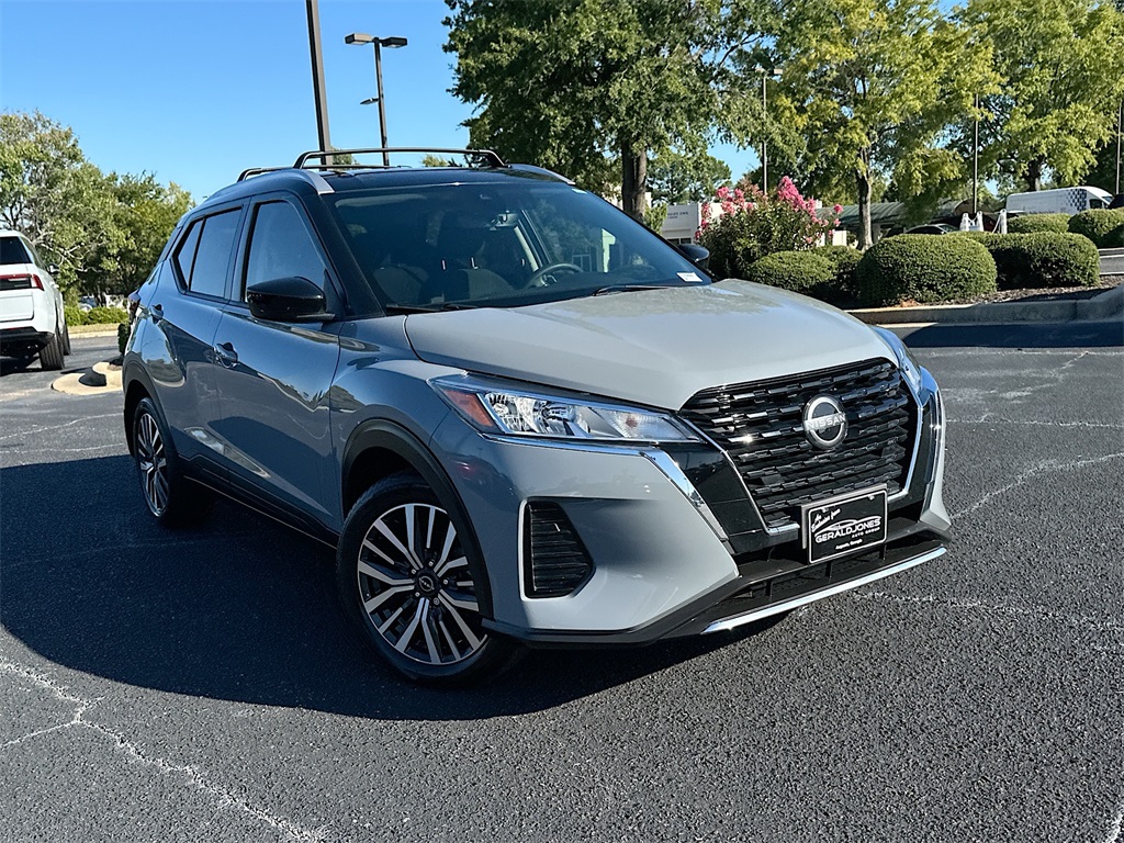 2022 Nissan Kicks SV