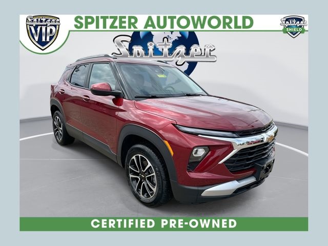 Red (Crimson Metallic) 2025 Chevrolet Trailblazer SUV / Crossover Four-Wheel Drive 9-Speed Automatic