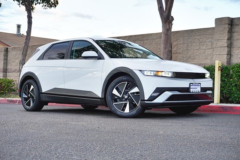2026 Hyundai IONIQ 5 SEL