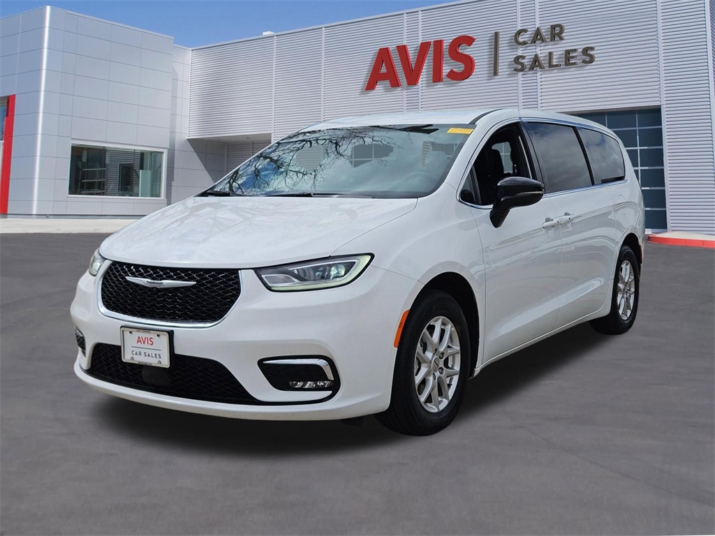 2025 Chrysler Pacifica Select FWD