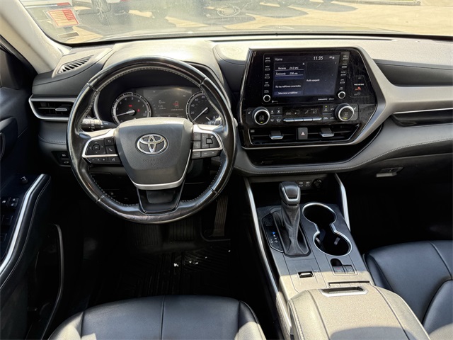 2022 Toyota Highlander XLE  at Tom Peacock Cadillac