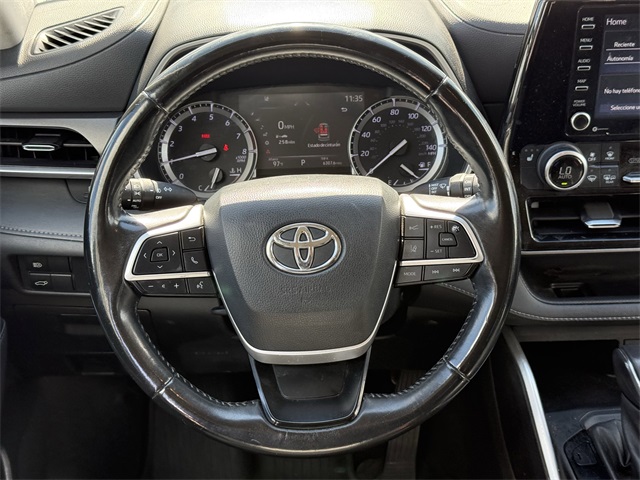 2022 Toyota Highlander XLE  at Tom Peacock Cadillac