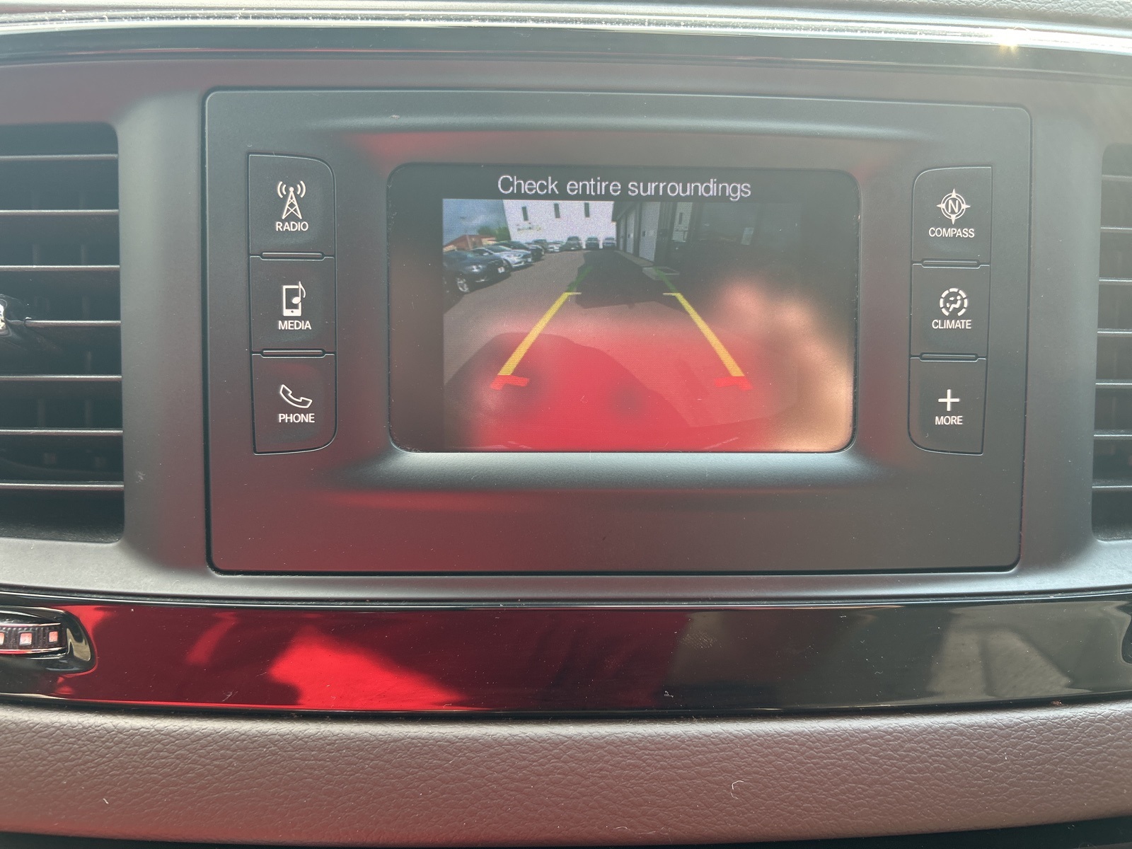 2017 Chrysler Pacifica Touring L photo 19