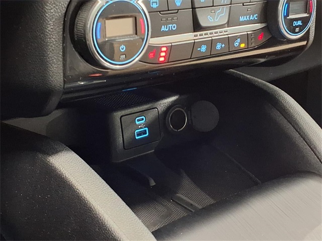 2021 Ford Escape Hybrid