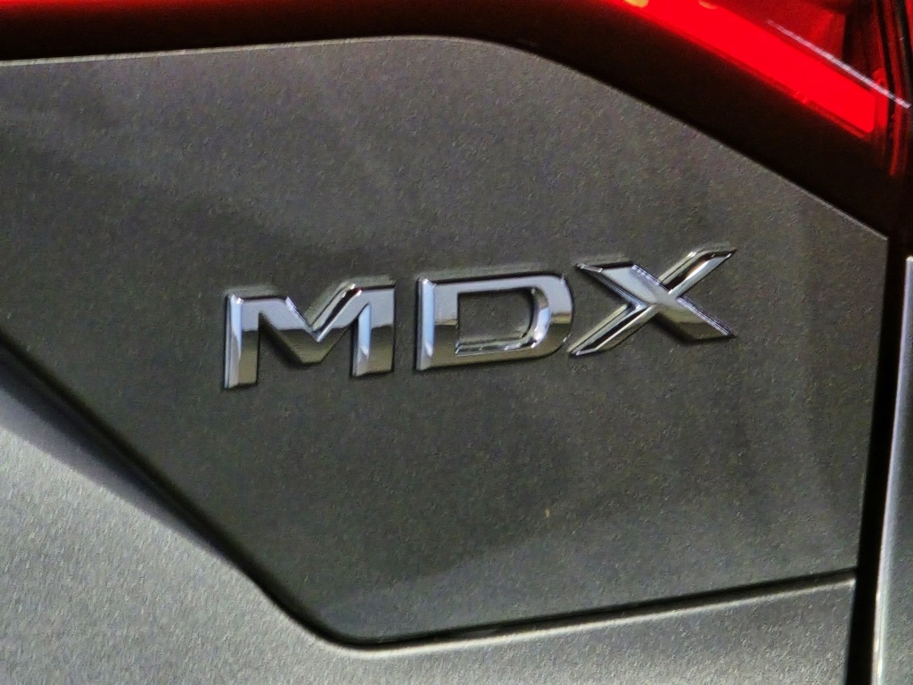 Thumbnail: 2023 Acura MDX - 11