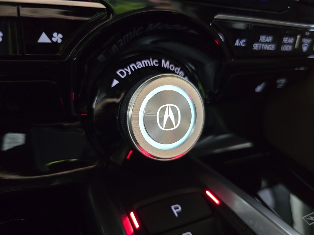 Thumbnail: 2023 Acura MDX - 23