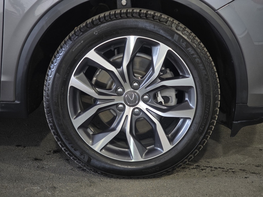 Thumbnail: 2023 Acura MDX - 4