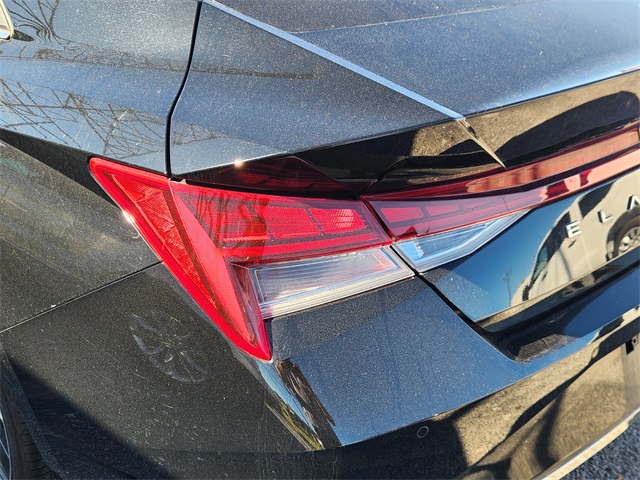 2021 Hyundai Elantra Limited Black at Martin Chrysler Dodge Jeep Ram