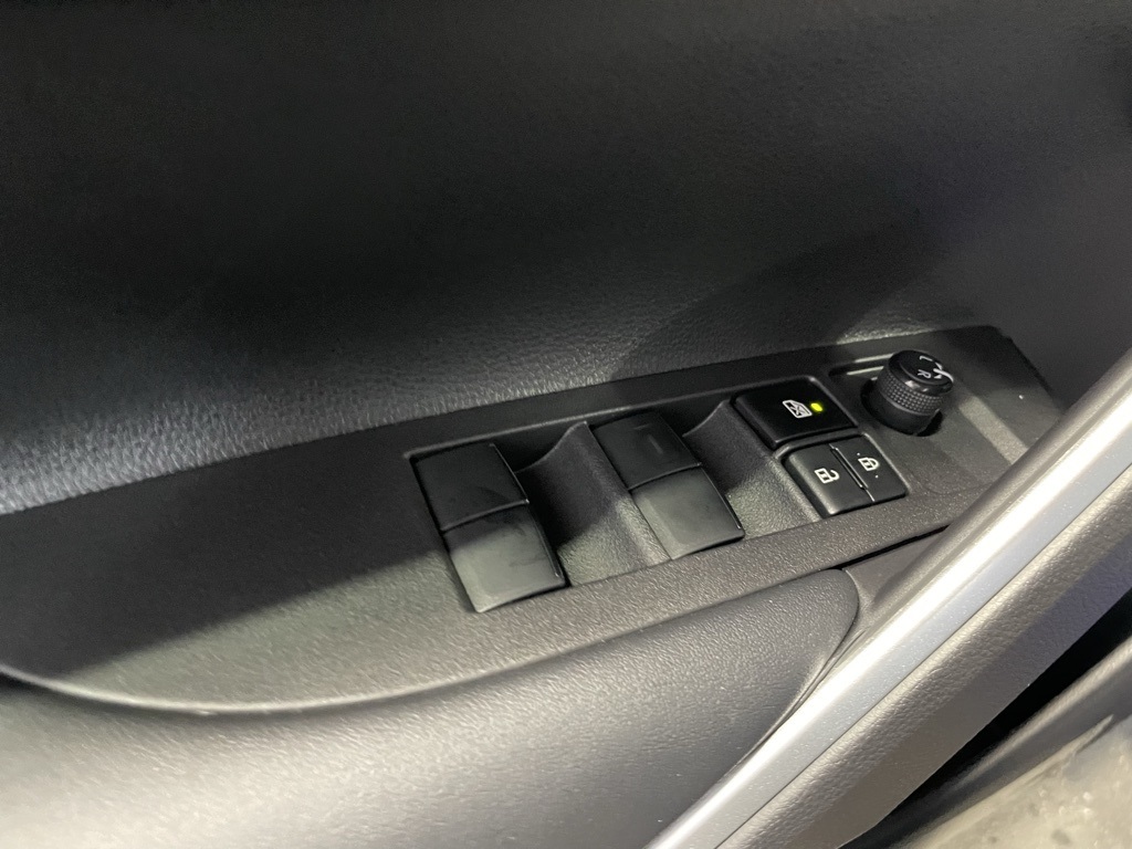 Thumbnail: 2026 Toyota Corolla Cross - 30