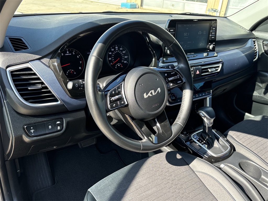 2023 Kia Seltos S Gray at Bayshore Chrysler Jeep Dodge Ram