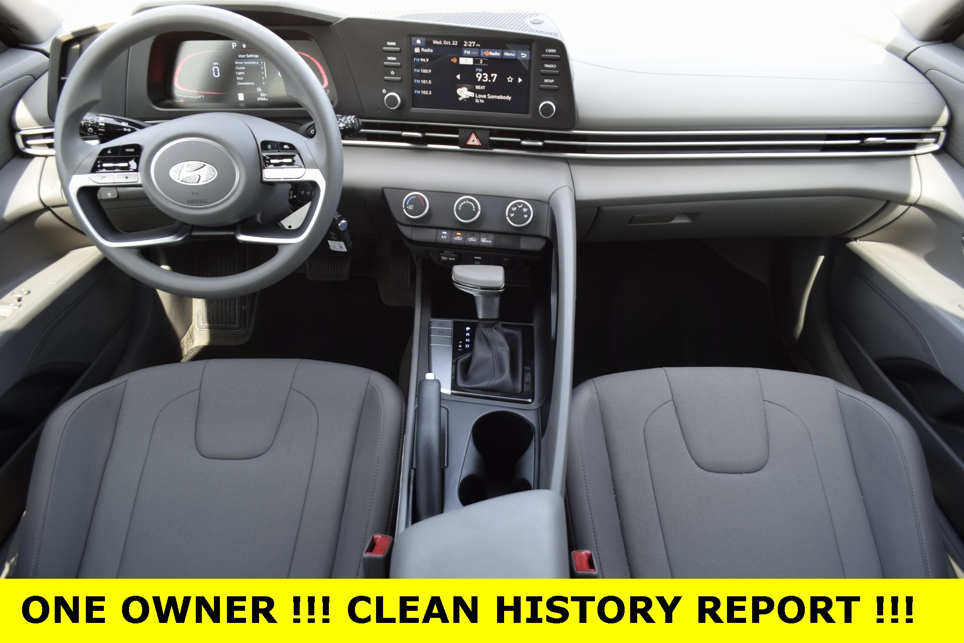 2025 Hyundai Elantra SE - 1