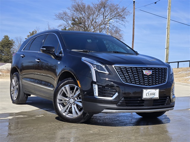 2025 Cadillac XT5 Premium Luxury FWD