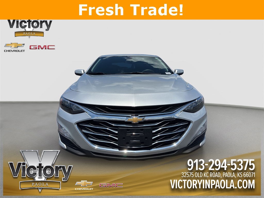 Used 2019 Chevrolet Malibu LT with VIN 1G1ZD5ST5KF117551 for sale in Kansas City
