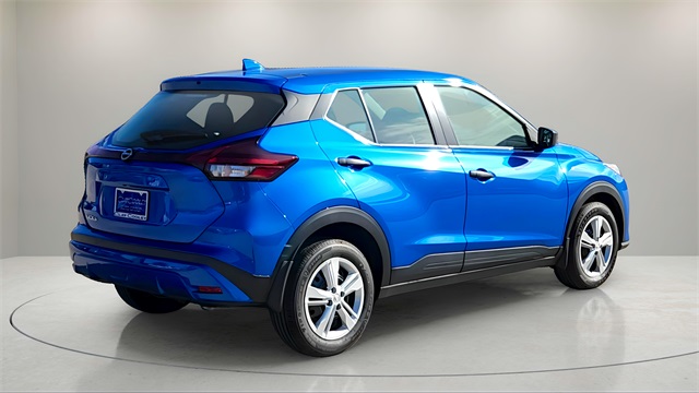 2025 Nissan Kicks Play