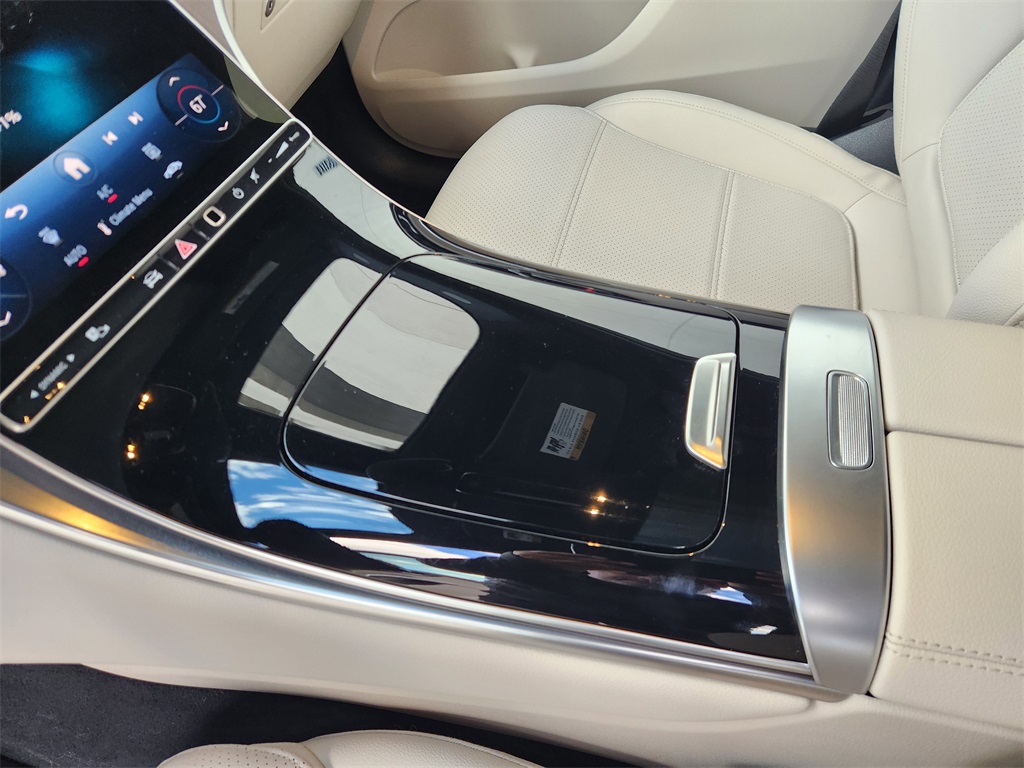 2025 Mercedes-Benz GLC GLC 300 White at River Oaks CDJR