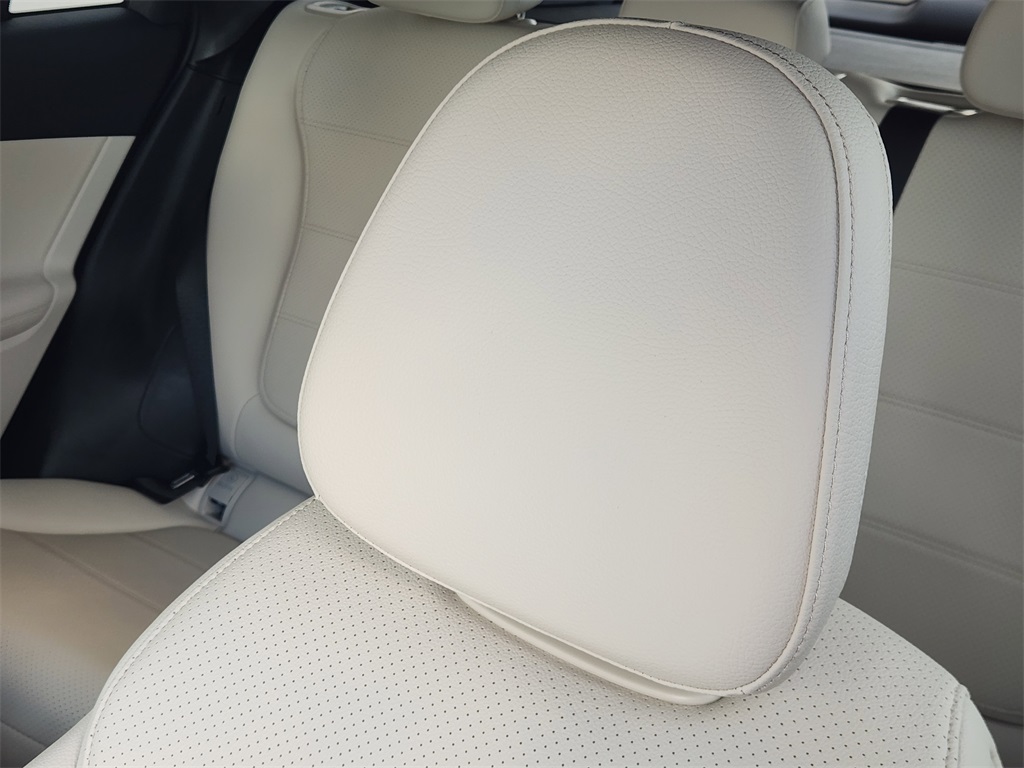 2025 Mercedes-Benz GLC GLC 300 White at River Oaks CDJR