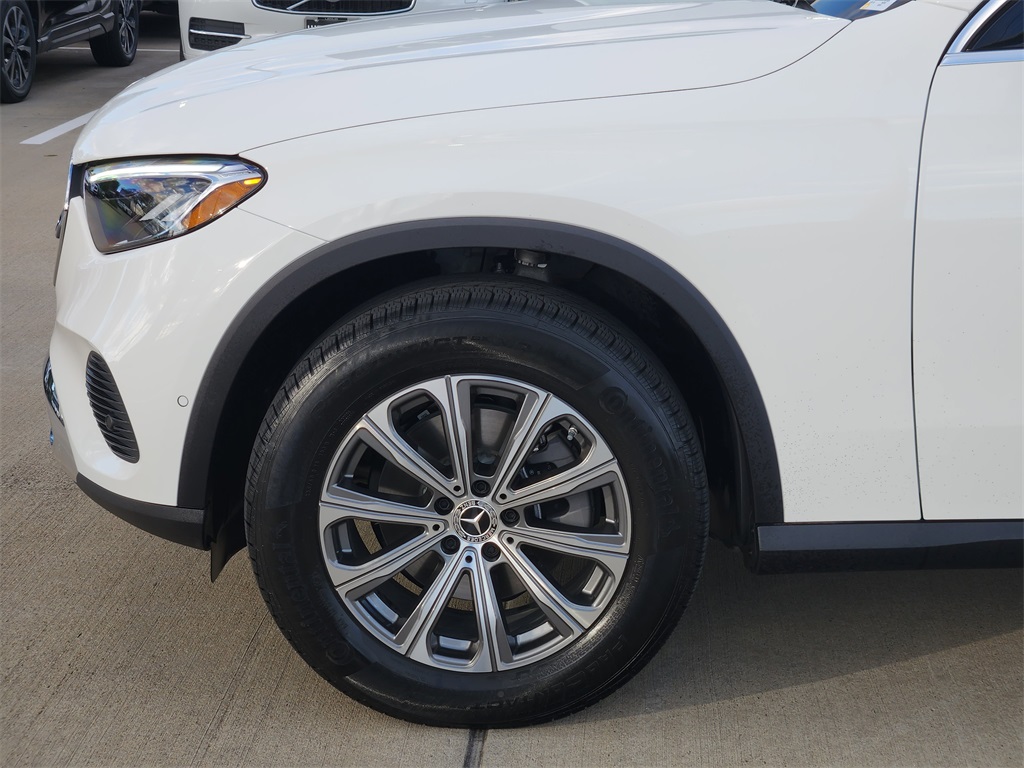 2025 Mercedes-Benz GLC GLC 300 White at River Oaks CDJR