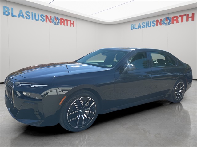 2025 BMW 7 Series 740i xDrive