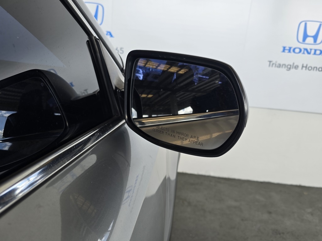 Thumbnail: 2019 Honda CR-V - 24