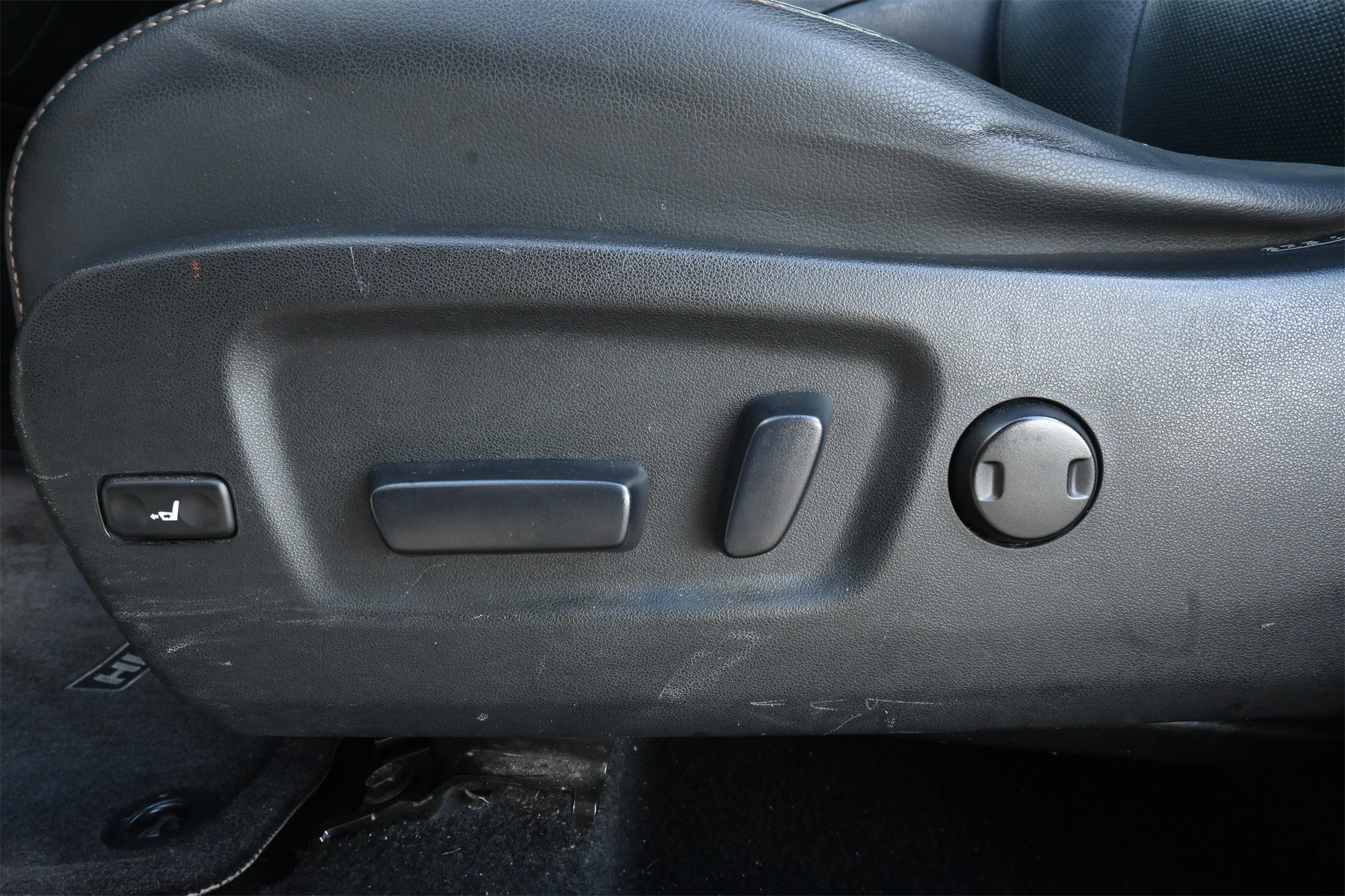 2014 Toyota Highlander Limited Platinum V6  at Westside Lexus