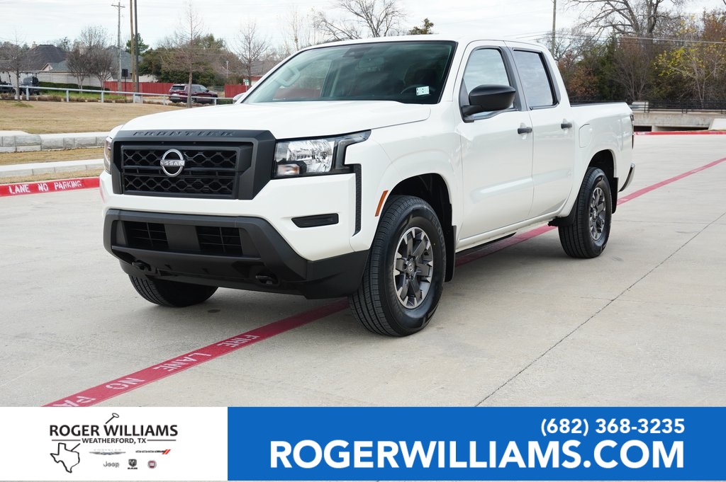 2022 Nissan Frontier S Crew Cab 4WD