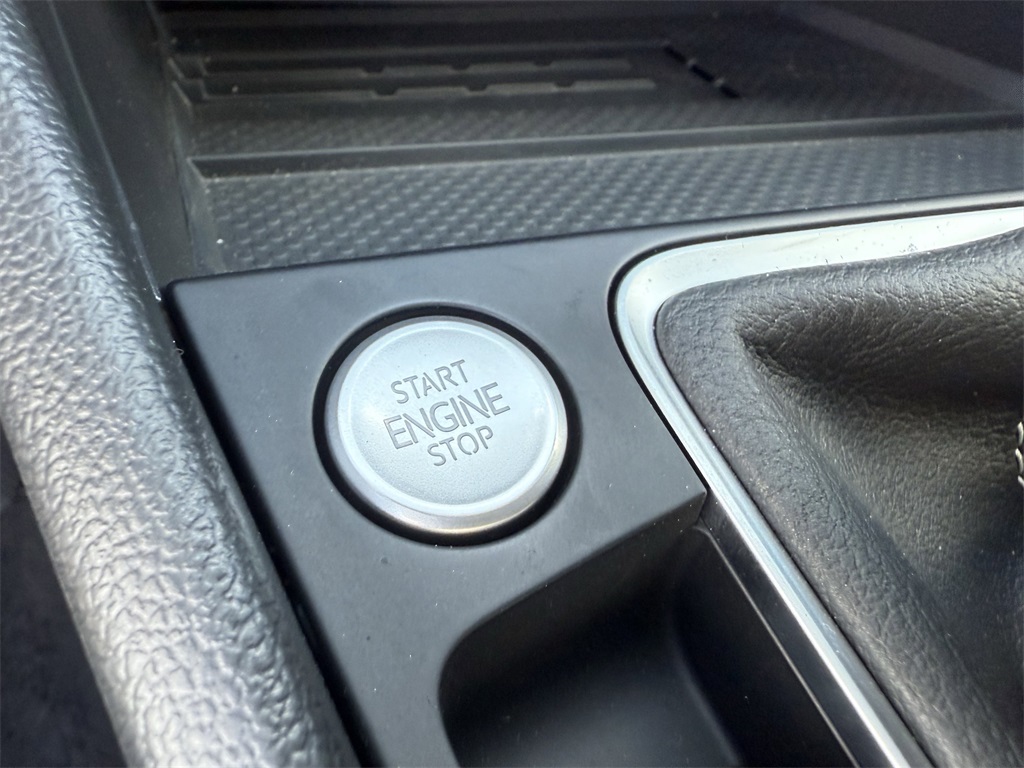 2025 Volkswagen Jetta 1.5T SE Black at Durrett Motor Company