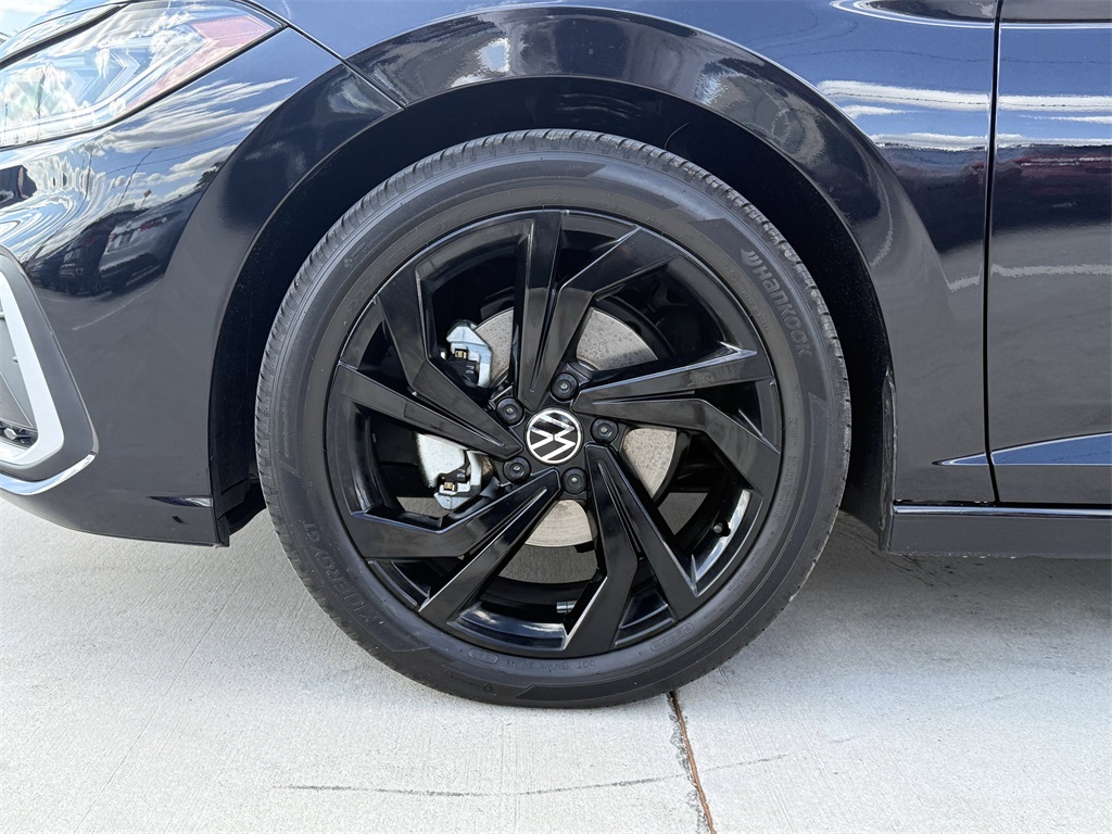 2025 Volkswagen Jetta 1.5T SE - 8