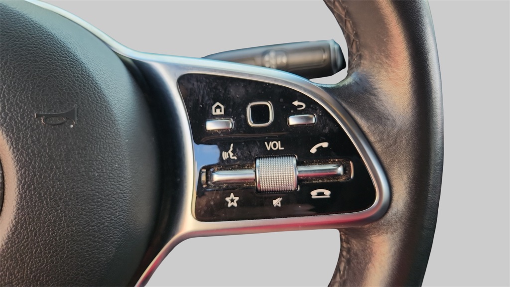 2023 Mercedes-Benz GLB