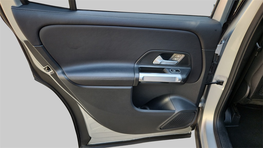 2023 Mercedes-Benz GLB