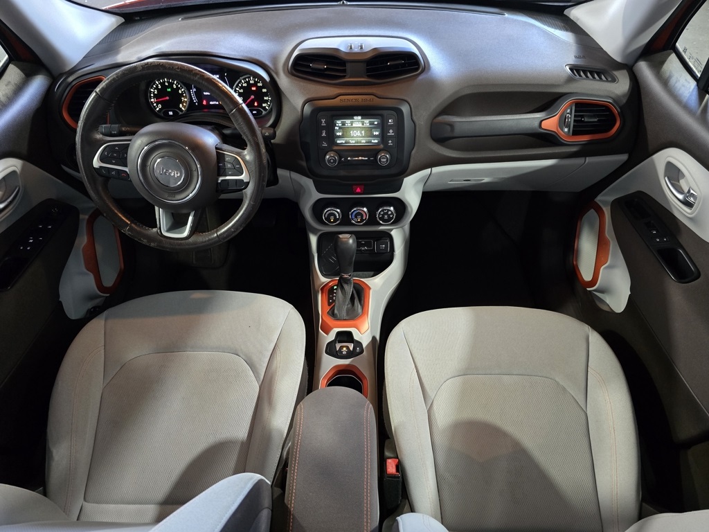 Thumbnail: 2017 Jeep Renegade - 30