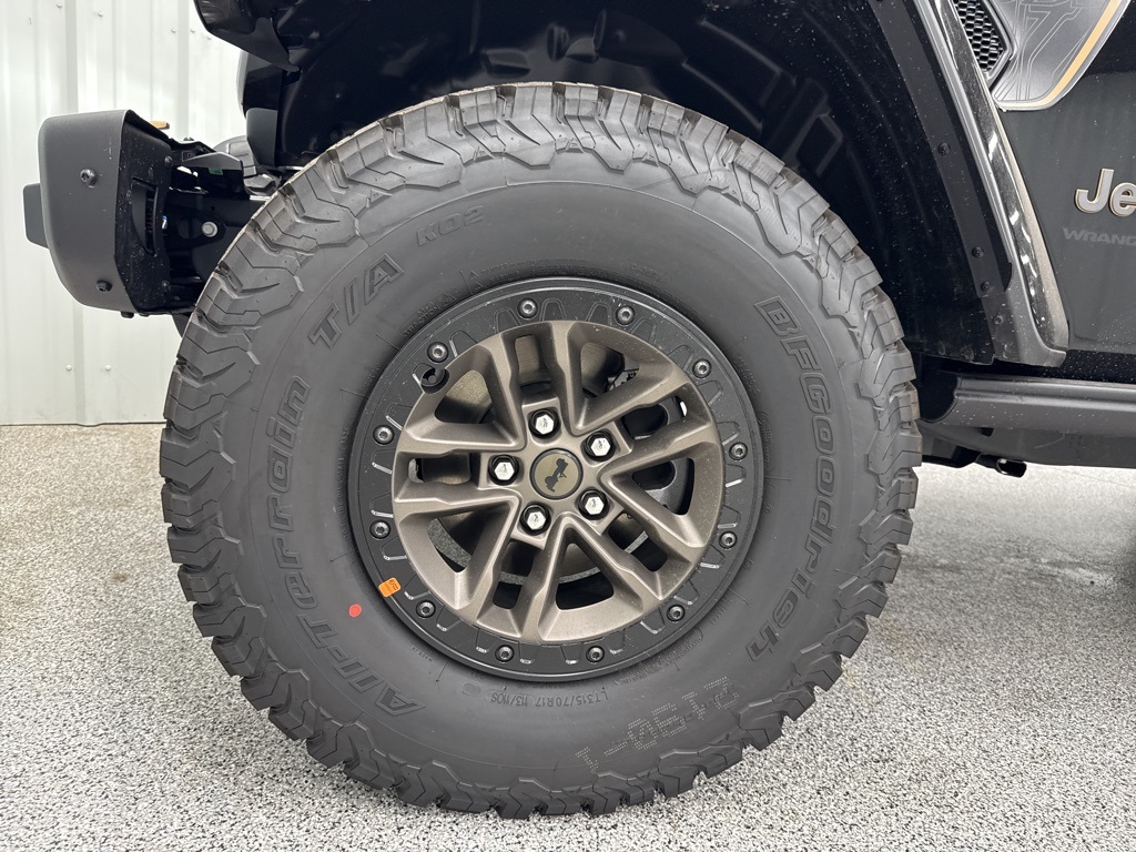 2025 Jeep Wrangler Rubicon 392 - 7