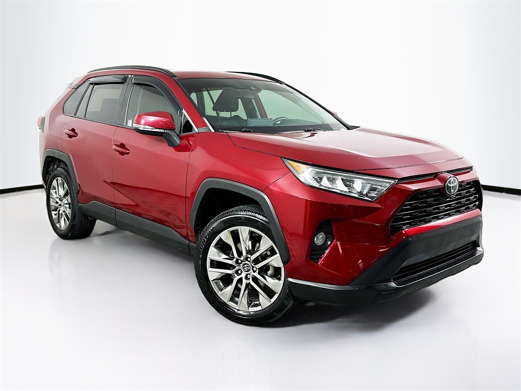 2020 Toyota RAV4 XLE Premium
