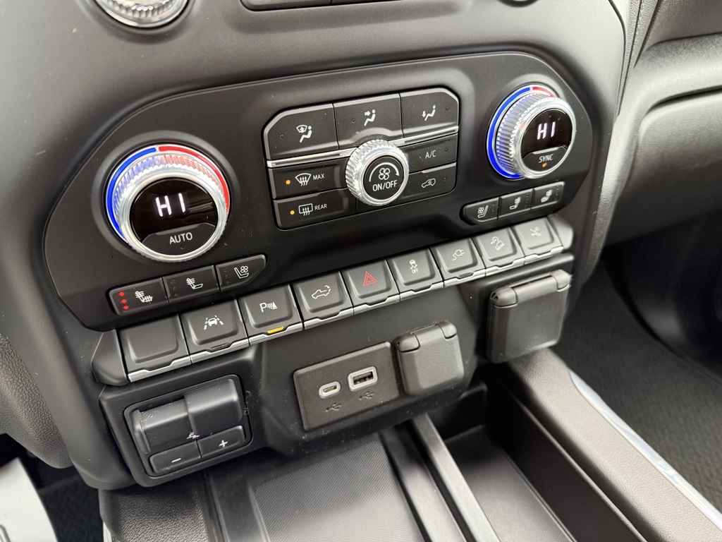 2022 GMC Sierra 1500 Limited