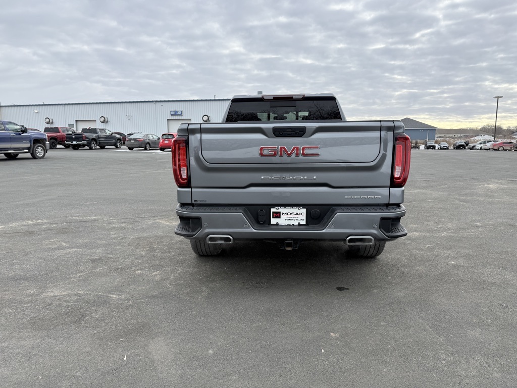 2022 GMC Sierra 1500 Limited