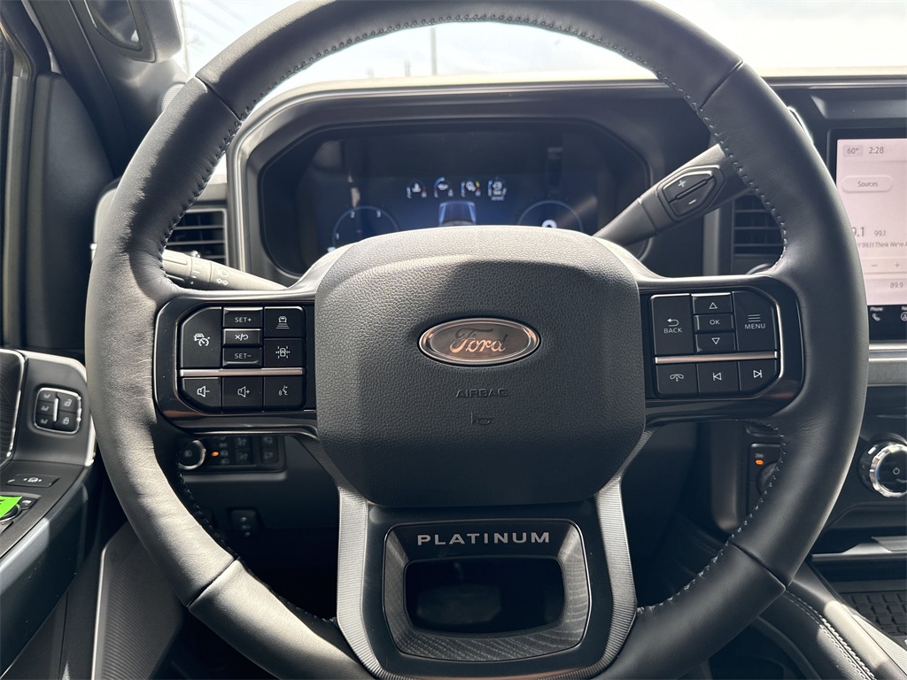 2025 Ford F-250SD Platinum - 11