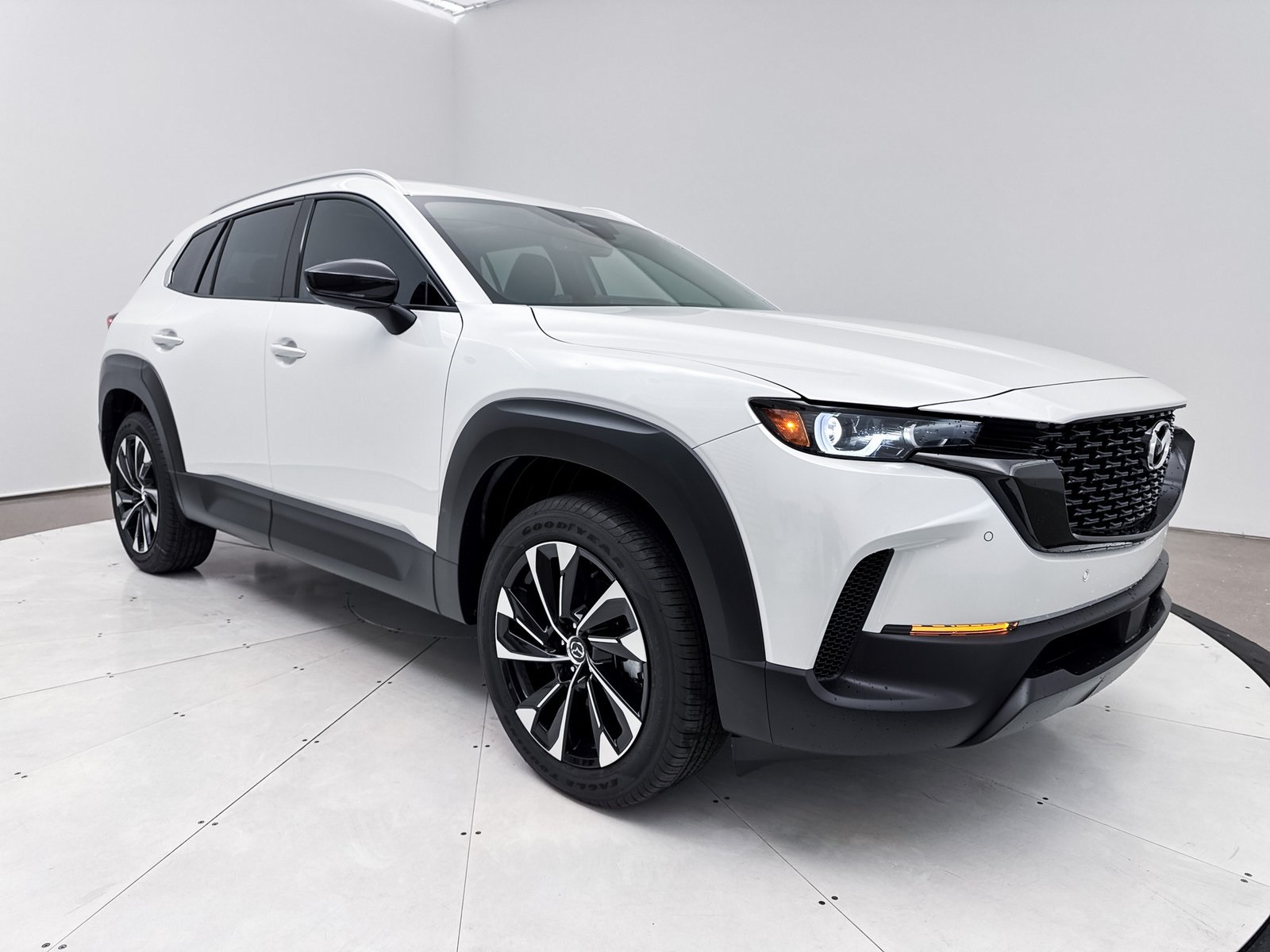 2026 Mazda CX-50 Premium Plus's photo